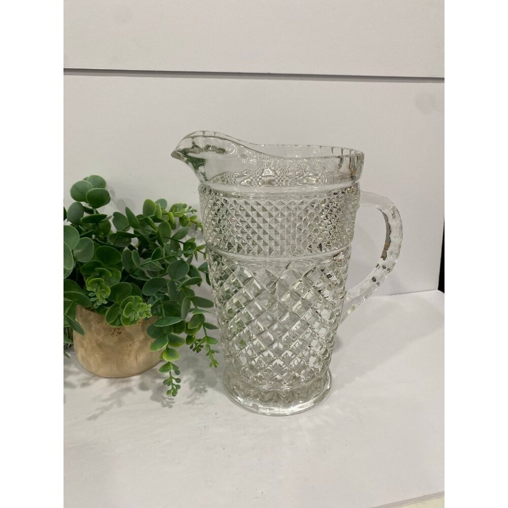 Vintage 1960’s Anchor Hocking Wexford Decorative Clear Glass Pitcher- 2 Qt Heavy